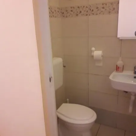 Napsugar Apartmanhaz Balatonlelle