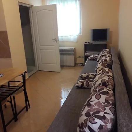 Napsugar Apartmanhaz Homestay Balatonlelle