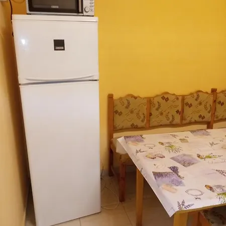 Homestay Napsugar Apartmanhaz Balatonlelle