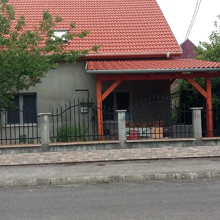منزل للإقامة Napsugar Apartmanhaz