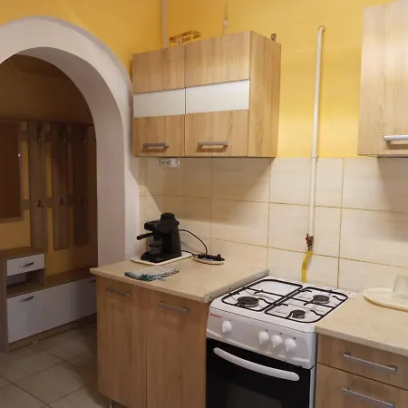 Napsugar Apartmanhaz * بالاتوليلّي