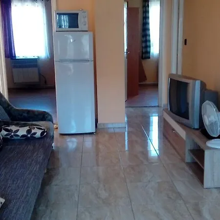Napsugar Apartmanhaz * بالاتوليلّي