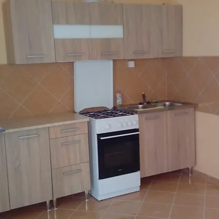 منزل للإقامة Napsugar Apartmanhaz بالاتوليلّي