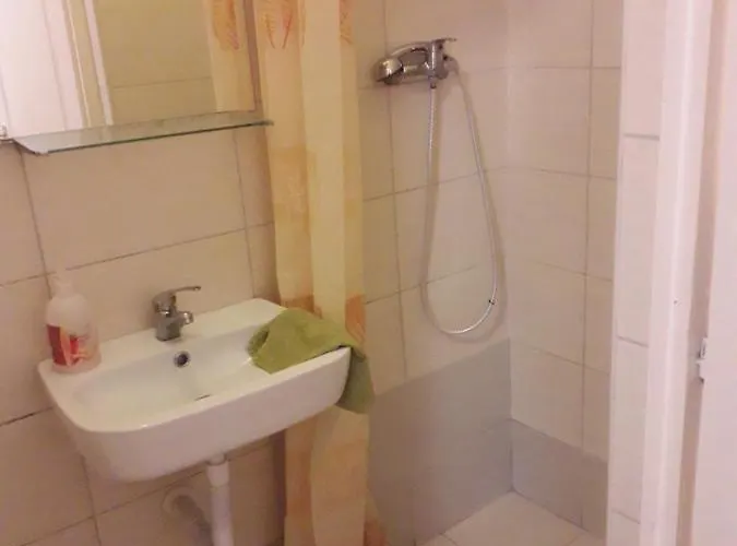 Napsugar Apartmanhaz Homestay Balatonlelle