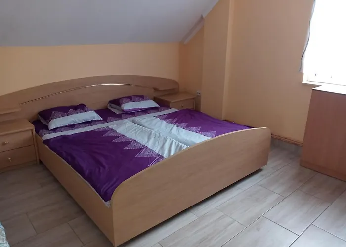 Homestay Napsugar Apartmanhaz *