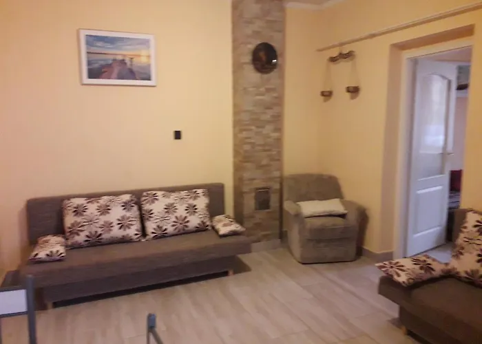 Homestay Napsugar Apartmanhaz