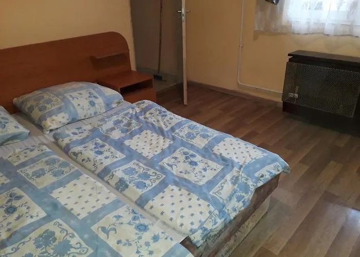Napsugar Apartmanhaz Gazde/Camere de închiriat