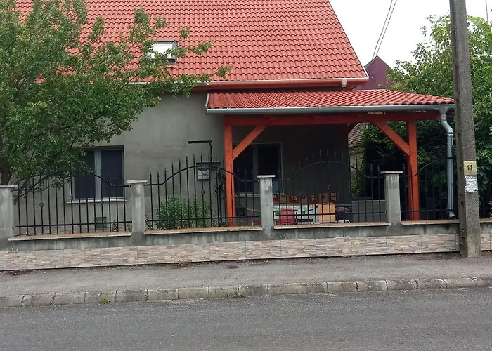 Napsugar Apartmanhaz Homestay *