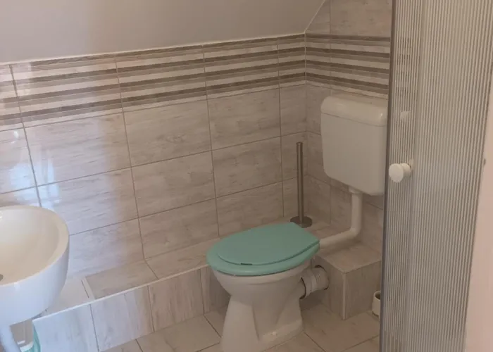 Homestay Napsugar Apartmanhaz *