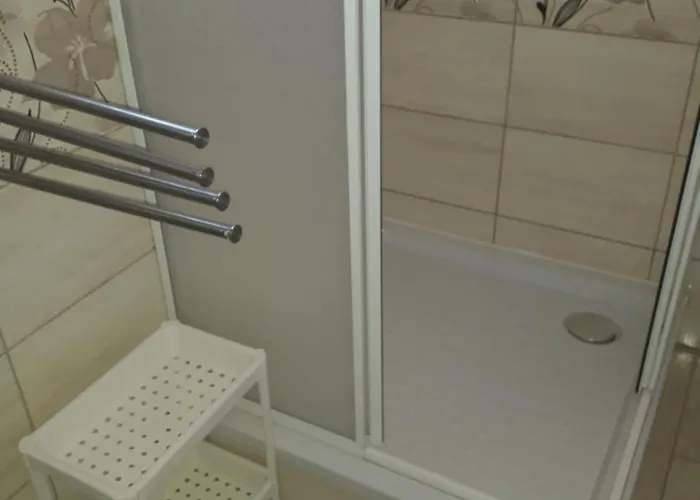 Gazde/Camere de închiriat Napsugar Apartmanhaz Balatonlelle