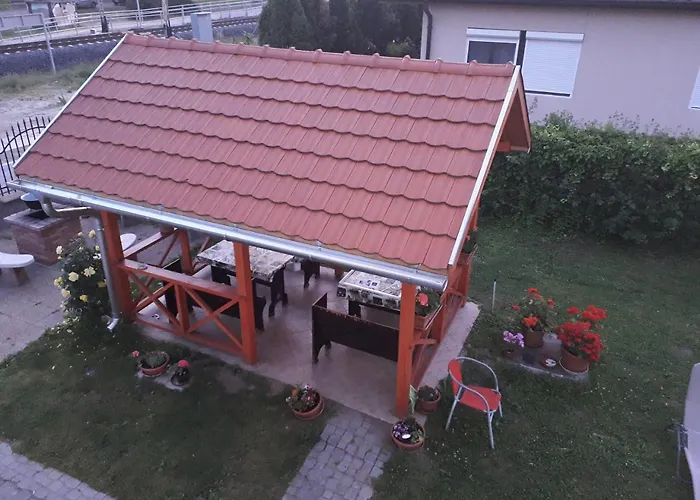 Napsugar Apartmanhaz Homestay