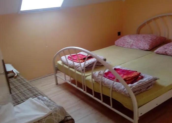 Napsugar Apartmanhaz Homestay Balatonlelle
