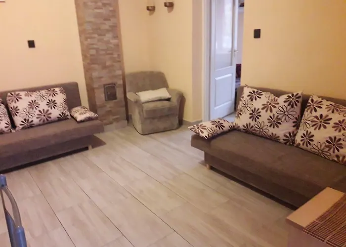 Homestay Napsugar Apartmanhaz
